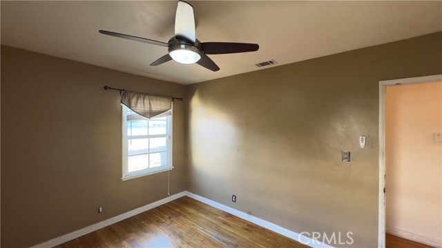 Detail Gallery Image 17 of 24 For 9236 Foster Rd, Bellflower,  CA 90706 - 2 Beds | 2 Baths