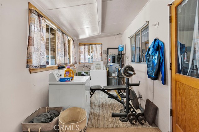 Detail Gallery Image 23 of 69 For 9037 5th Ave, Hesperia,  CA 92345 - 5 Beds | 4 Baths