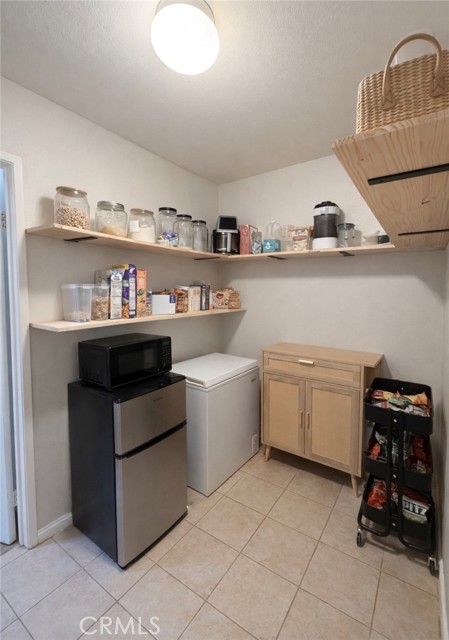 Detail Gallery Image 14 of 26 For 1439 Jewelstone, Hemet,  CA 92545 - 4 Beds | 3 Baths