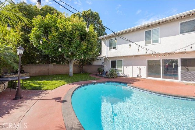 Detail Gallery Image 28 of 29 For 5308 Oxford Dr, Cypress,  CA 90630 - 4 Beds | 3 Baths