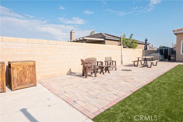 1586 W Mcwethy Street, Rialto CA: https://media.crmls.org/medias/d8beedca-88f9-4e08-bc59-7a7e709b3797.jpg
