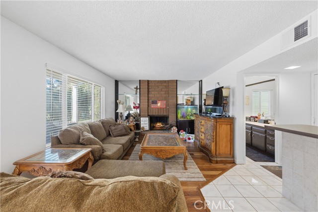 Detail Gallery Image 13 of 40 For 6801 Rycroft, Riverside,  CA 92506 - 4 Beds | 2/1 Baths