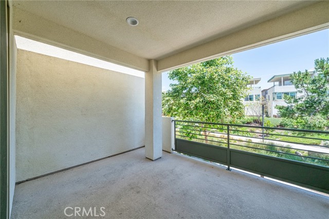 Detail Gallery Image 22 of 33 For 143 Frame, Irvine,  CA 92618 - 3 Beds | 3/1 Baths