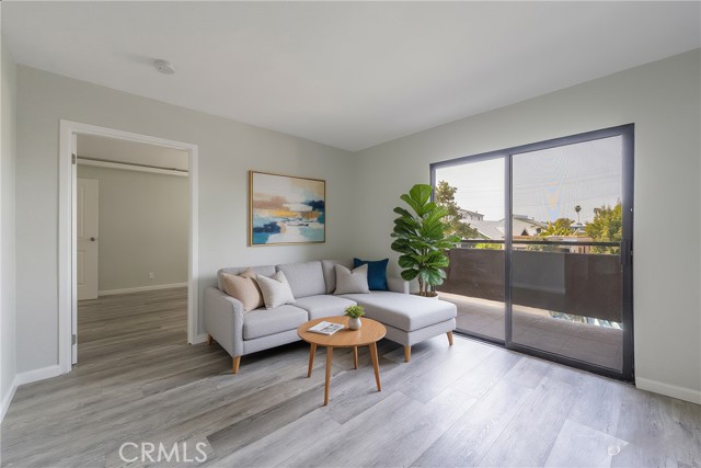 Front Image Thumbnail for CRSB26098352