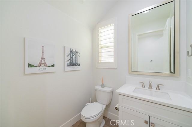 Detail Gallery Image 3 of 21 For 53 Lunar, Irvine,  CA 92618 - 4 Beds | 4/1 Baths