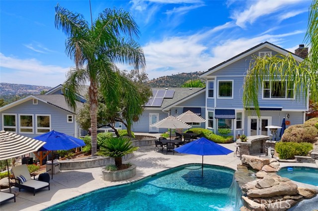 Detail Gallery Image 2 of 75 For 43295 Running Deer Dr, Coarsegold,  CA 93614 - 4 Beds | 2/1 Baths