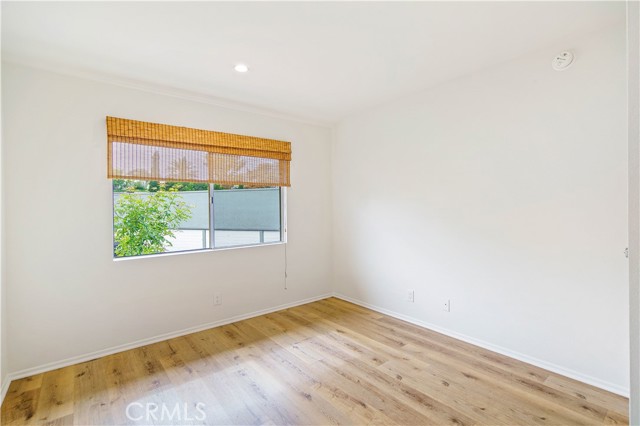 6216 Tapia Drive, Malibu CA: https://media.crmls.org/medias/d8c08e8a-caf3-4647-bc3c-8114afc72d5e.jpg
