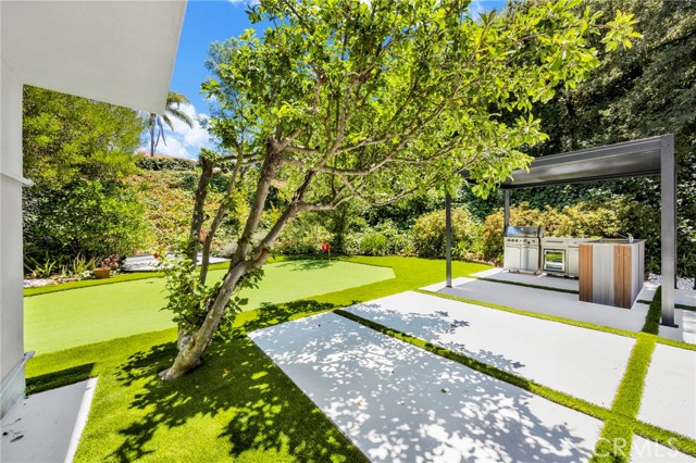 20101 Greenbriar Drive, Tarzana CA: https://media.crmls.org/medias/d8c122ac-1139-424c-9cd4-6770b58342fb.jpg