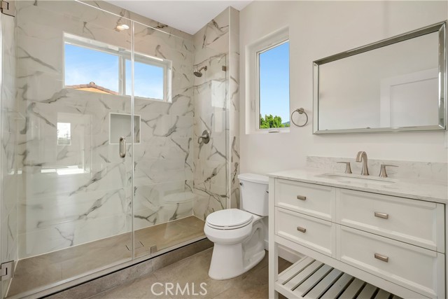 Detail Gallery Image 17 of 39 For 15241 Nurmi St, Sylmar,  CA 91342 - 4 Beds | 3 Baths