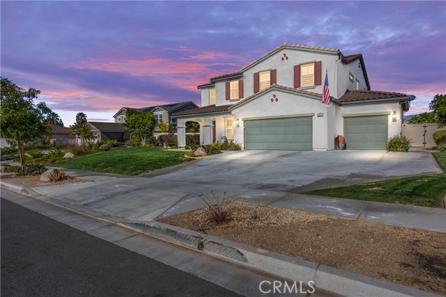 Detail Gallery Image 1 of 46 For 1817 Adeline Ct, Redlands,  CA 92374 - 5 Beds | 4 Baths