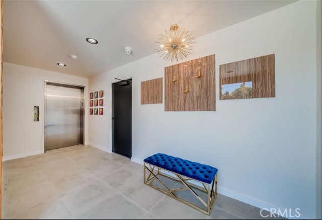 7018 Alabama Avenue, Canoga Park CA: https://media.crmls.org/medias/d8c30d99-ea76-4cb7-a1ba-4d3187a9fa91.jpg