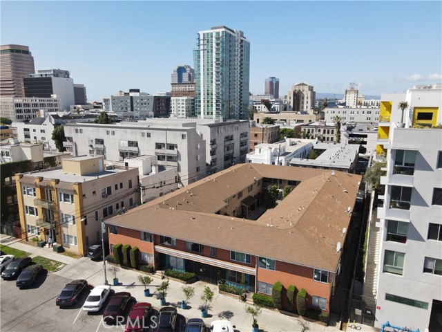 Detail Gallery Image 4 of 22 For 333 Linden Ave #19,  Long Beach,  CA 90802 - 2 Beds | 1 Baths
