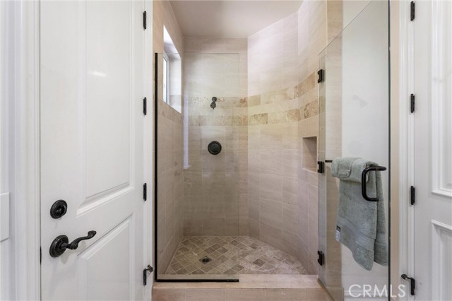 45200 Oak Manor Ct, Temecula CA: https://media.crmls.org/medias/d8c3edd4-7d44-4974-a3e6-e0d77faa6ee7.jpg