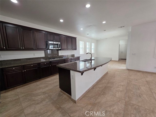 Detail Gallery Image 9 of 42 For 6227 Satterfield, Chino,  CA 91710 - 4 Beds | 3/1 Baths