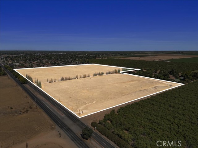 1320 E Lerdo, Shafter CA: https://media.crmls.org/medias/d8c45138-7c76-4c86-b2ef-07815cbf43f1.jpg