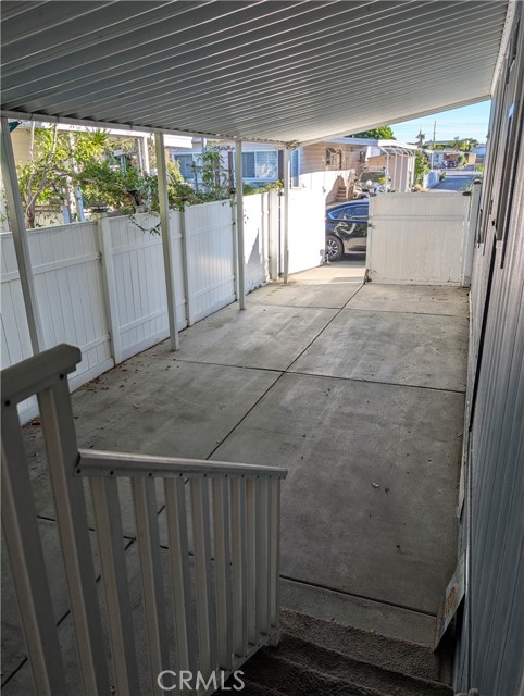 Detail Gallery Image 2 of 11 For 1750 Whittier, Costa Mesa,  CA 92627 - 3 Beds | 2 Baths