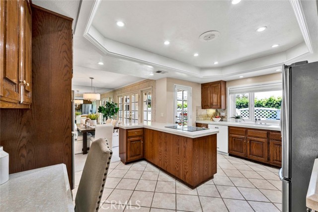 Detail Gallery Image 10 of 33 For 6823 E La Cumbre Dr, Orange,  CA 92869 - 3 Beds | 2 Baths