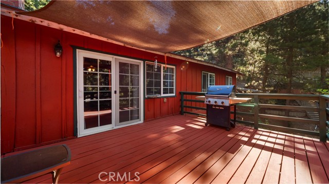 Detail Gallery Image 21 of 31 For 31009 Summit Dr, Running Springs,  CA 92382 - 2 Beds | 1 Baths