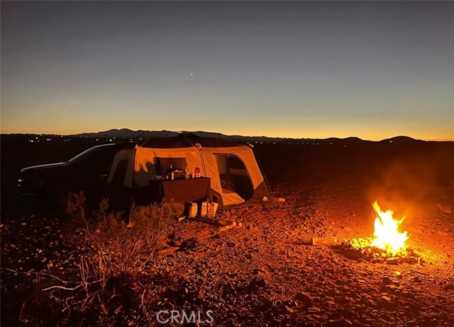 Detail Gallery Image 2 of 11 For 3120 Stonehill Ave, Joshua Tree,  CA 92252 - – Beds | – Baths