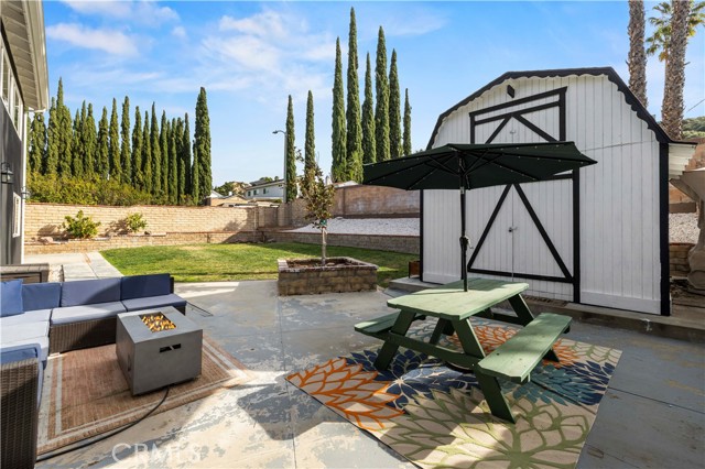 Detail Gallery Image 41 of 49 For 28972 Lotusgarden, Canyon Country,  CA 91387 - 4 Beds | 3 Baths