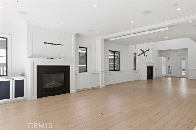 Detail Gallery Image 17 of 59 For 1405 Oak Ave, Manhattan Beach,  CA 90266 - 4 Beds | 4/1 Baths