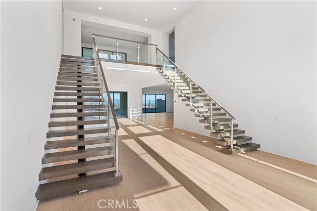 Detail Gallery Image 3 of 49 For 20120 W Marlow Ln, Porter Ranch,  CA 91326 - 5 Beds | 5/1 Baths