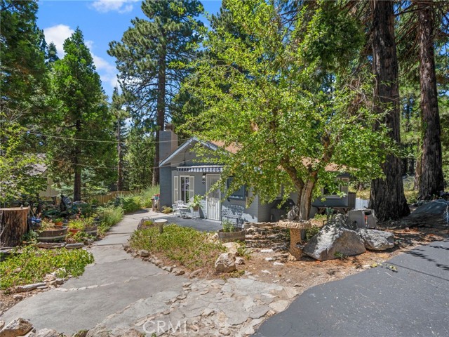 2578 Rim Of The World, Running Springs, CA 92382