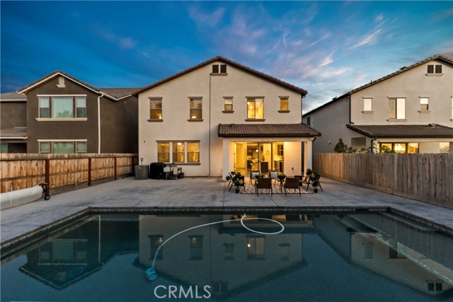 Detail Gallery Image 25 of 28 For 11473 N via Campagna Dr, Fresno,  CA 93730 - 5 Beds | 3/1 Baths