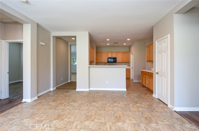 Detail Gallery Image 11 of 32 For 8170 Mira Loma Ave, Hemet,  CA 92545 - 3 Beds | 2 Baths