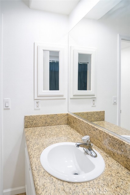 Detail Gallery Image 16 of 36 For 8826 Avenal St, Phelan,  CA 92371 - 4 Beds | 2/1 Baths