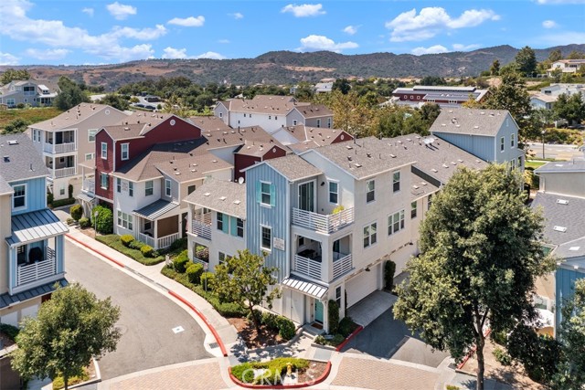 35 Patria, Rancho Mission Viejo CA: https://media.crmls.org/medias/d8c9aeaf-edae-4497-96d1-05091b19ad30.jpg