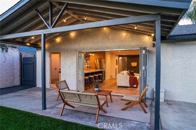 1393 Navarro Avenue, Pasadena CA: https://media.crmls.org/medias/d8caa850-776d-403e-86e8-067d7879f034.jpg