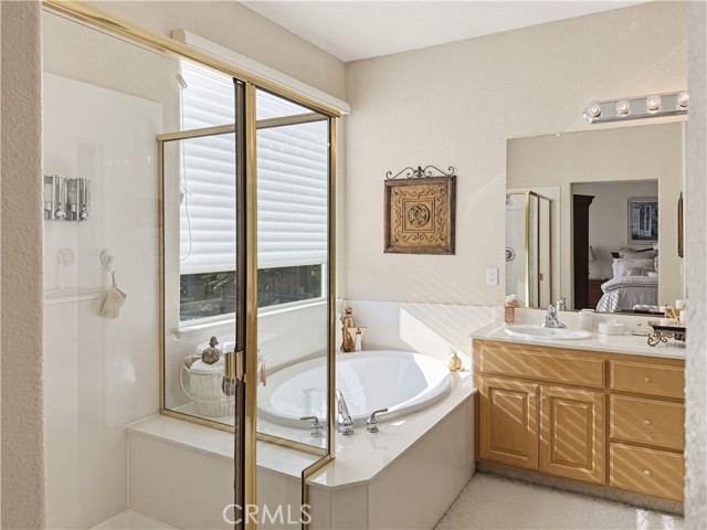Detail Gallery Image 18 of 50 For 4201 Crown Valley, Modesto,  CA 95356 - 3 Beds | 2/1 Baths