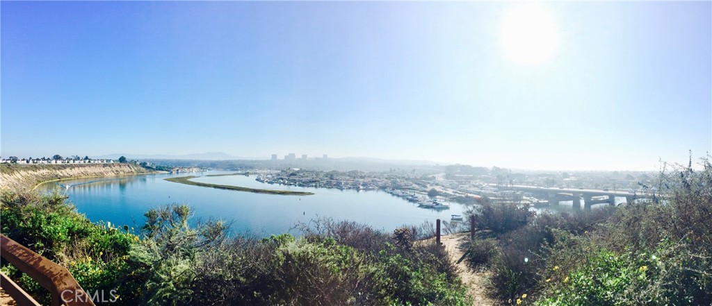 MLS #OC25138395 img 31