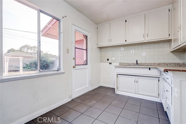 2704 182nd Street, Redondo Beach, California 90278, 3 Bedrooms Bedrooms, ,1 BathroomBathrooms,Residential,Sold,182nd,SB21212464