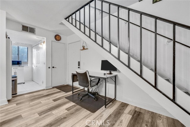 10636 Shoreline Drive, Norwalk CA: https://media.crmls.org/medias/d8cd2a1b-f55b-4a60-af20-3a976db79015.jpg