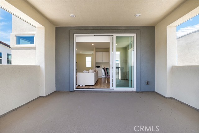 Detail Gallery Image 25 of 35 For 27512 Golden Currant Pl, Valencia,  CA 91381 - 4 Beds | 4 Baths