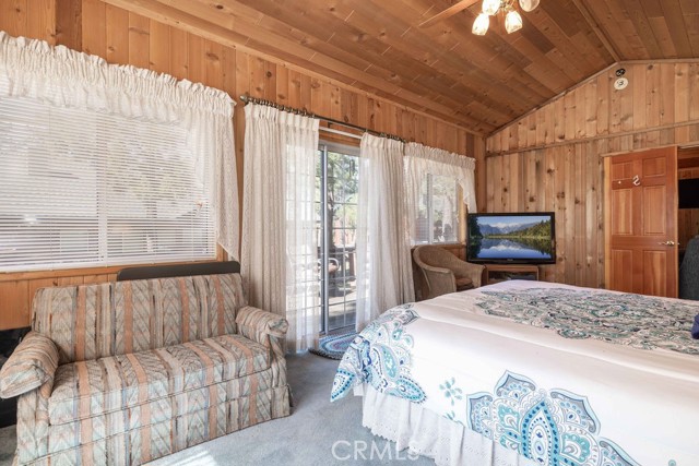 Detail Gallery Image 14 of 36 For 39820 Snowball, Big Bear Lake,  CA 92315 - 3 Beds | 1/1 Baths