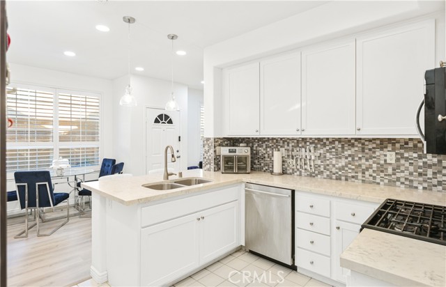 Detail Gallery Image 18 of 43 For 46 Promontory, Aliso Viejo,  CA 92656 - 2 Beds | 2/1 Baths