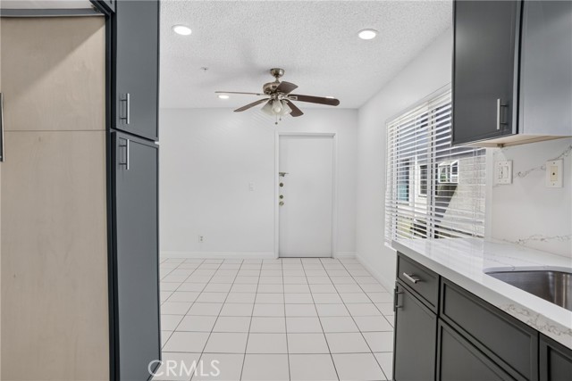 8828 Burnet Ave, 9 photo 7