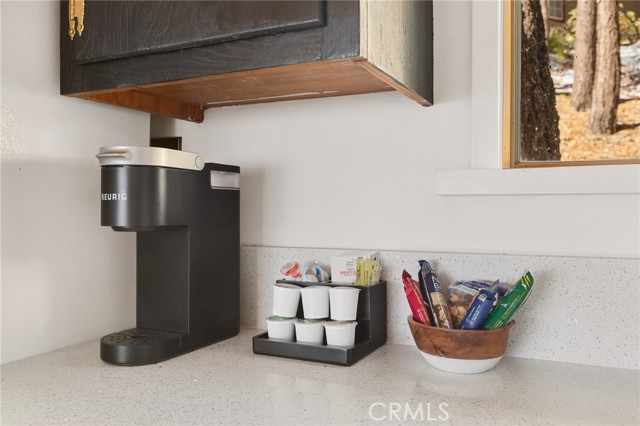 Detail Gallery Image 12 of 28 For 32903 Canyon Dr, Green Valley Lake,  CA 92341 - 2 Beds | 1 Baths