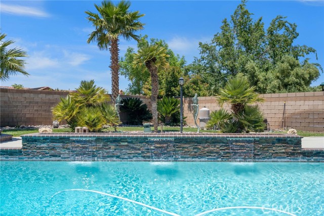 Detail Gallery Image 55 of 68 For 41713 Doverwood Ct, Lancaster,  CA 93536 - 5 Beds | 3/1 Baths