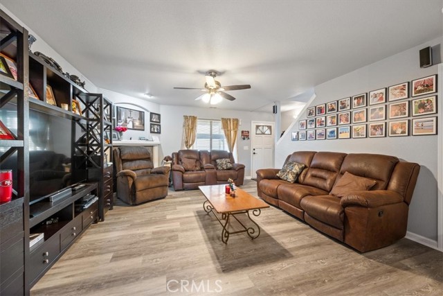 8015 Amapoa Avenue, Atascadero CA: https://media.crmls.org/medias/d8cf59ad-9919-475e-af2a-81d5e7bea466.jpg