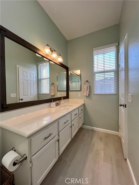 Detail Gallery Image 27 of 33 For 143 Trofello Ln, Aliso Viejo,  CA 92656 - 2 Beds | 2/1 Baths