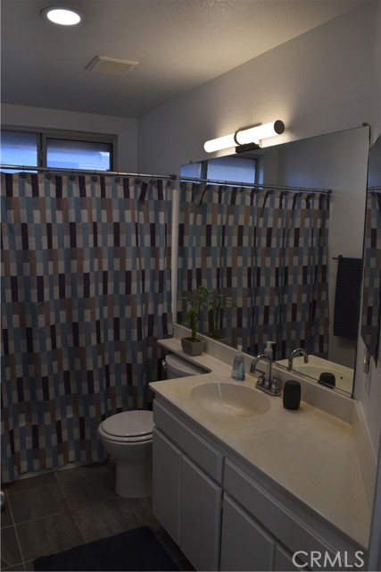 Detail Gallery Image 14 of 18 For 13598 W Nolina, Hesperia,  CA 92344 - 4 Beds | 2 Baths