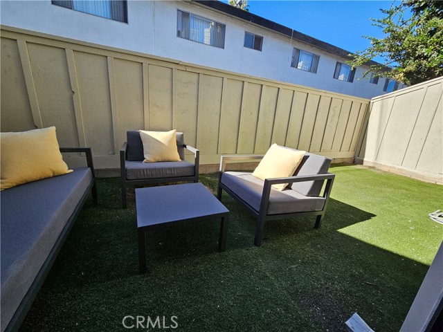 511 E Live Oak Avenue, Arcadia CA: https://media.crmls.org/medias/d8d03037-9028-4cf1-9463-9791f7588254.jpg