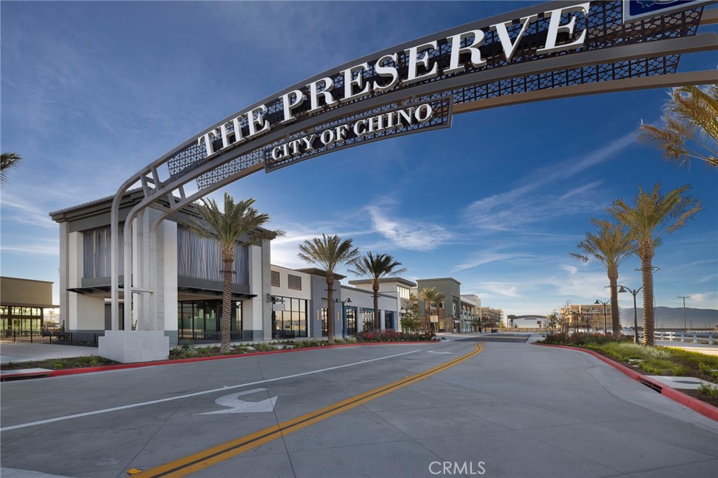 MLS #OC25132963 img 20