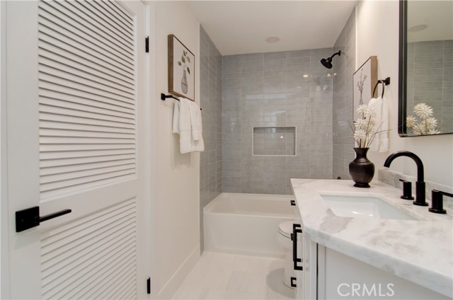 Detail Gallery Image 17 of 33 For 16291 Countess Dr #302,  Huntington Beach,  CA 92649 - 2 Beds | 2 Baths