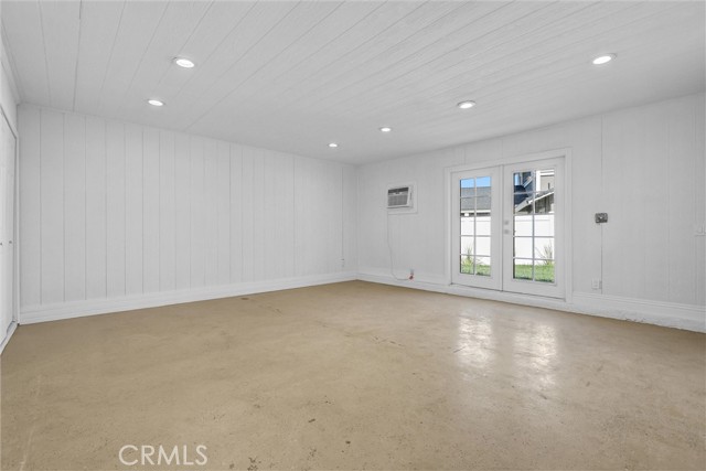 23881 Gates Street, Lake Forest CA: https://media.crmls.org/medias/d8d0c566-12b7-4ae1-a236-be81a7de739f.jpg