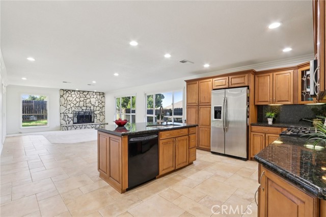 Detail Gallery Image 13 of 61 For 2322 Avenida Del Vista, Corona,  CA 92882 - 3 Beds | 2 Baths